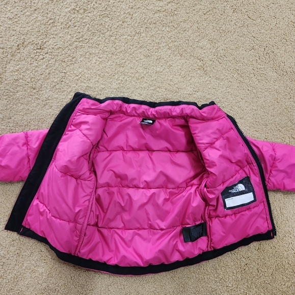The North Face pink 18-24m jacket - Picture 5 of 8